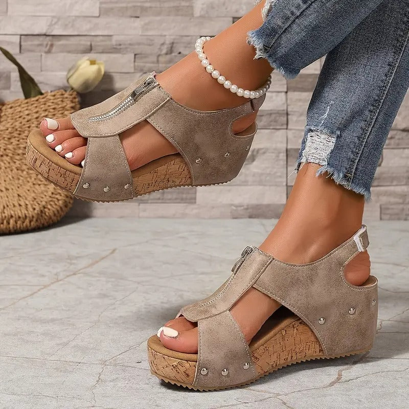 Elegant Retro Sandals with Wedge and Zipper