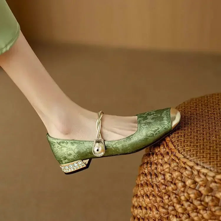Cilia™ | Sandals