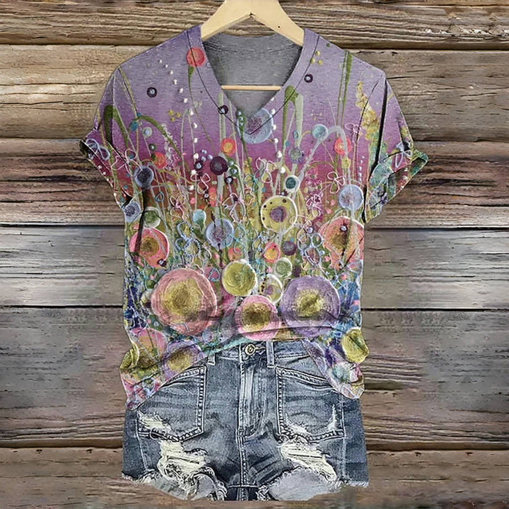 Colorful T-shirt with floral print