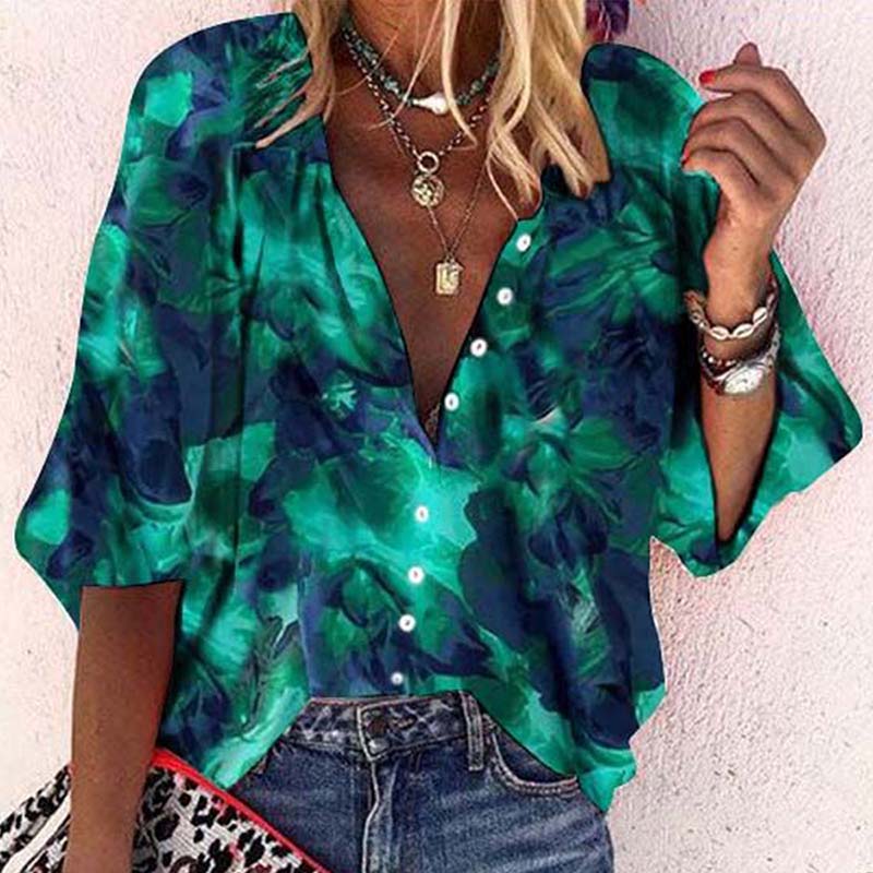 Vintage Blouse with Color Gradient