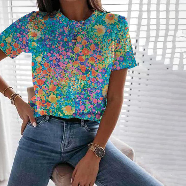 Colorful T-shirt with floral print