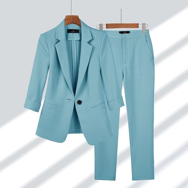 Viktoriya - Two-Piece Blazer and Pant Set
