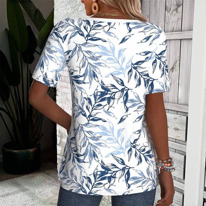 Casual T-shirt with foliage print