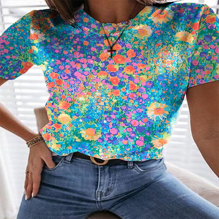 Colorful T-shirt with floral print