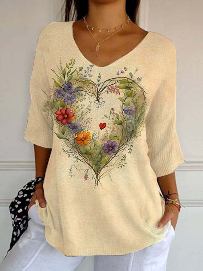 Misty Heart Cream Vintage Casual T-shirt