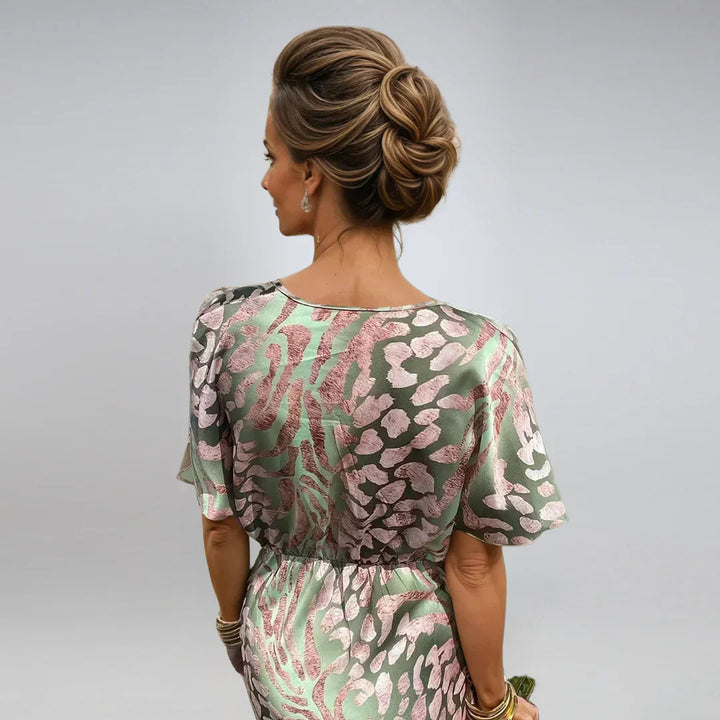 Kelsey - Long dress with V-neck and twisted finish