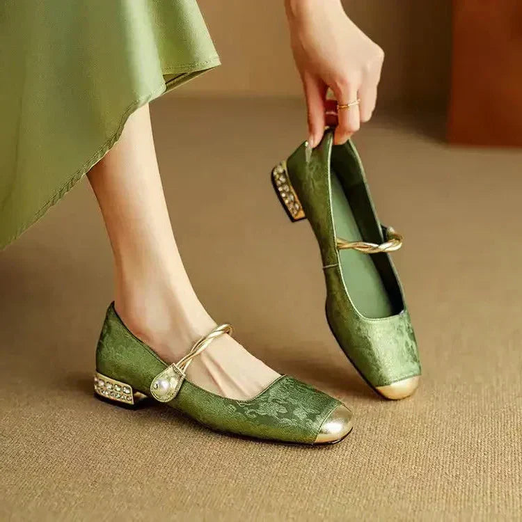 Cilia™ | Sandals