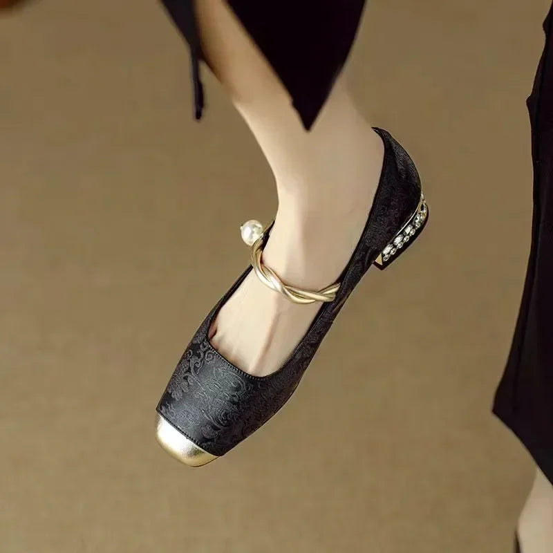 Cilia™ | Sandals