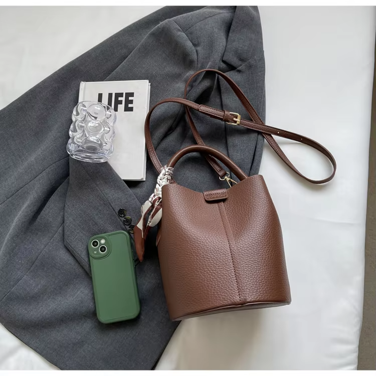 Abigail™ - Retro Bucket Bag