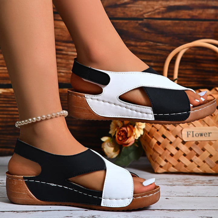 Solara™ – Comfortable Open Beach Sandals for Teens